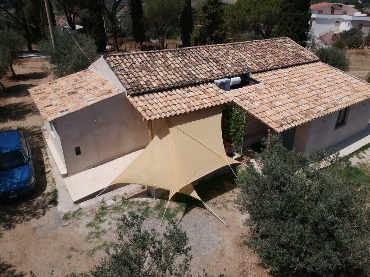 La Casa Del Miele Di Borgo Carbone Βίλα Λόκρι Εξωτερικό φωτογραφία