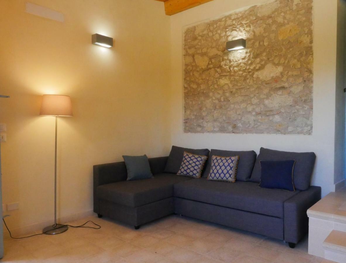 La Casa Del Miele Di Borgo Carbone Βίλα Λόκρι Εξωτερικό φωτογραφία